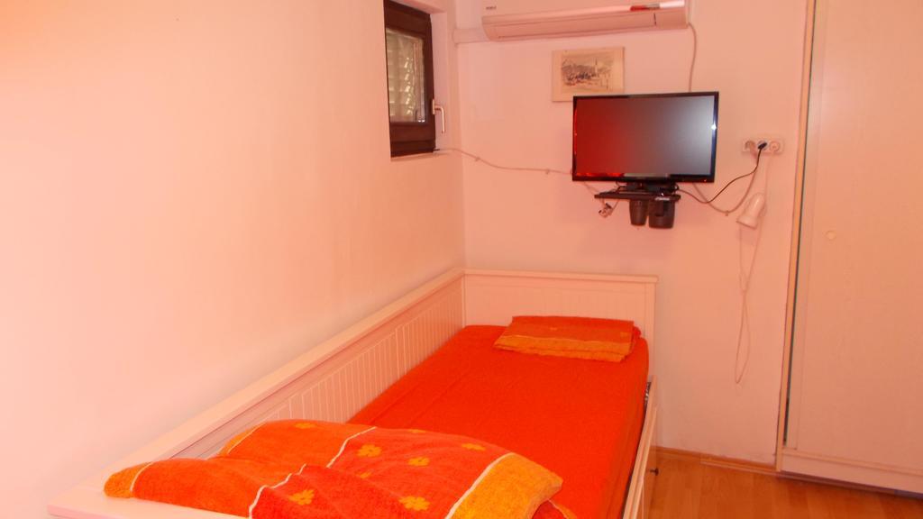 Guest House Accommodation Rupine Премантура Екстериор снимка